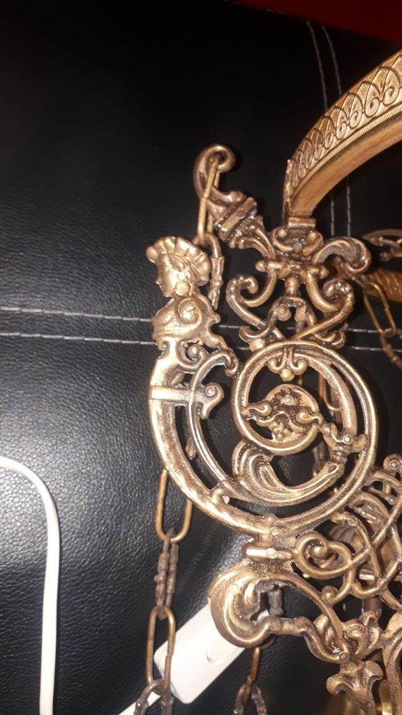 Mooi lamp antiek, Ophalen