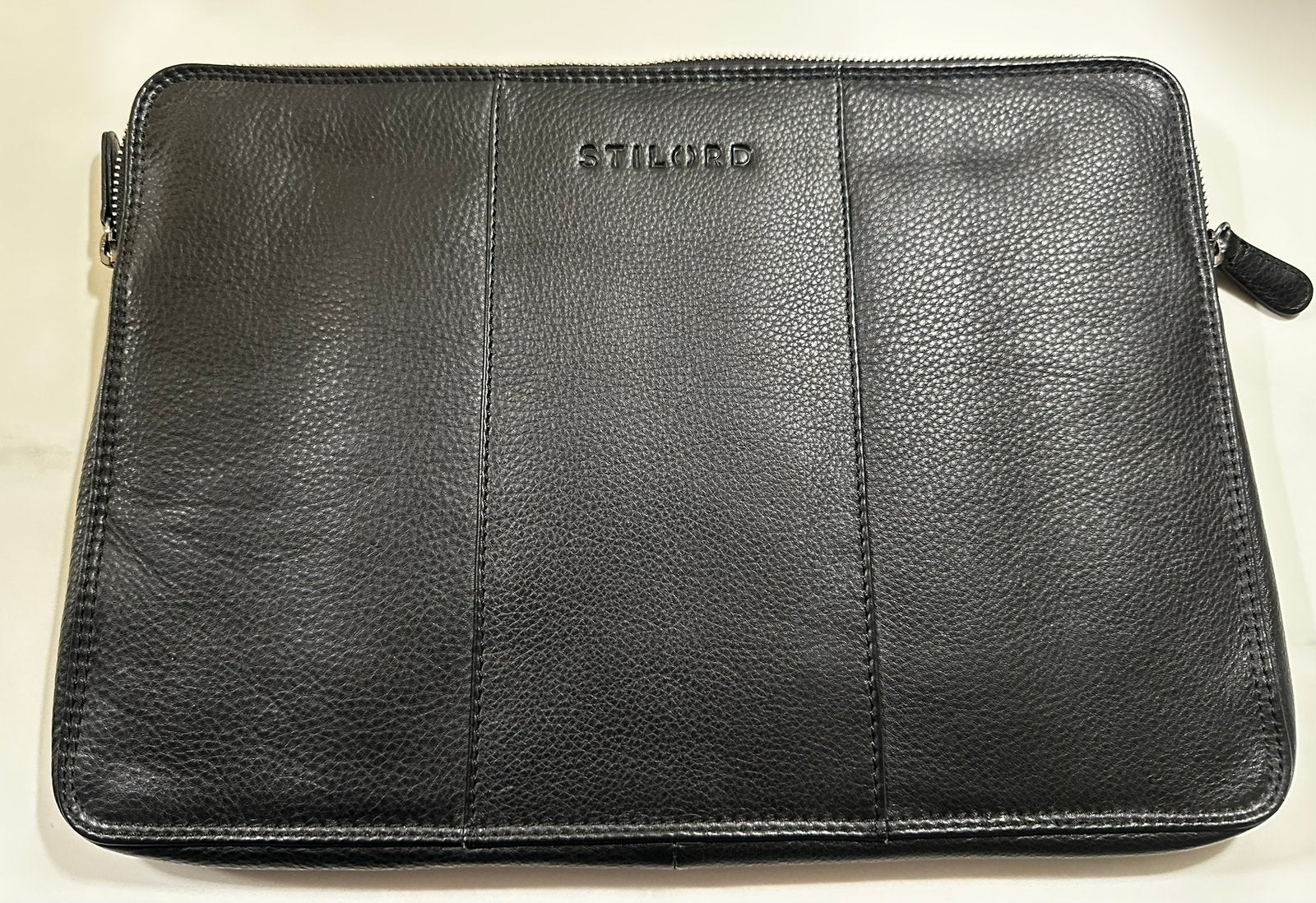 Wilson Stilord, Laptop/Ipad cover, echt leer, nieuw!, Computers en Software, Ophalen of Verzenden, Nieuw