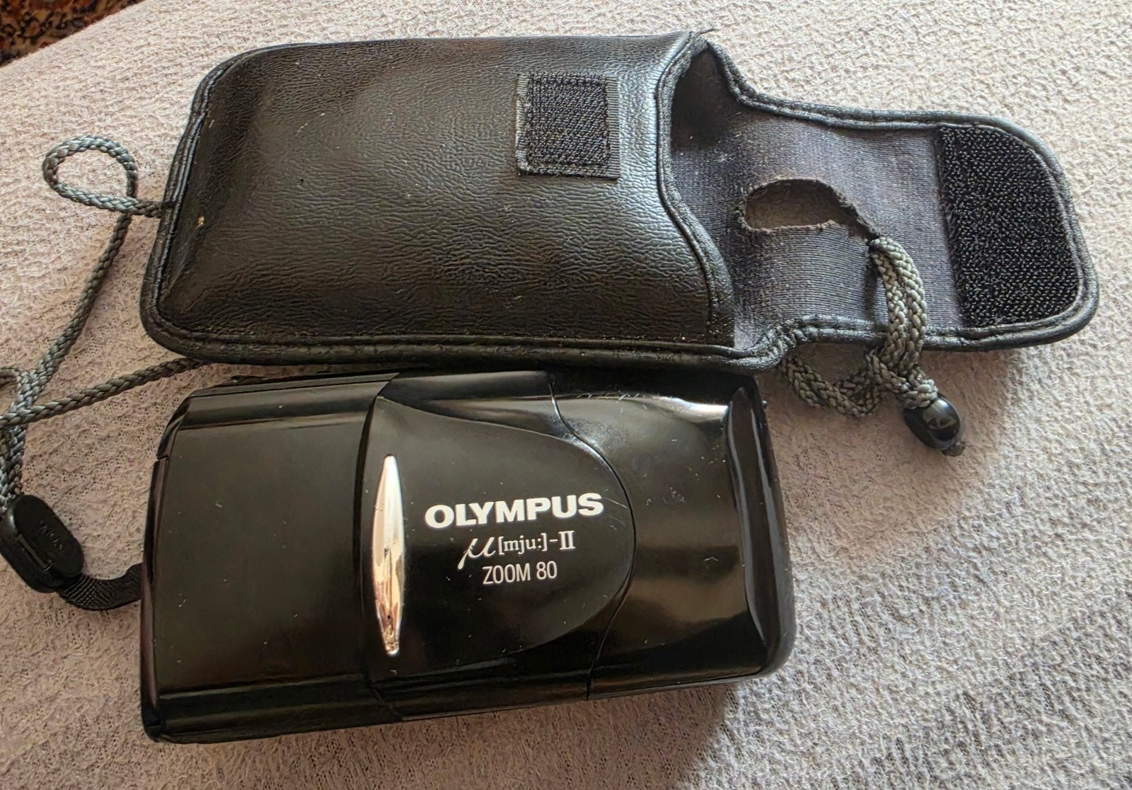 Olympus µ[mju:]-II Zoom 80 Compact Camera met hoesje, Ophalen of Verzenden, Gebruikt, Compact, Olympus