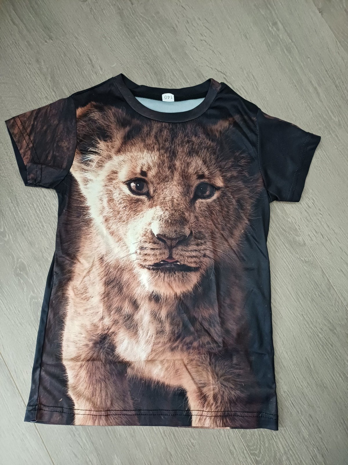 T-shirt met Leeuwenkoning print - Simba en Mufasa, Ophalen of Verzenden, Zo goed als nieuw, Disney, Jongen of Meisje