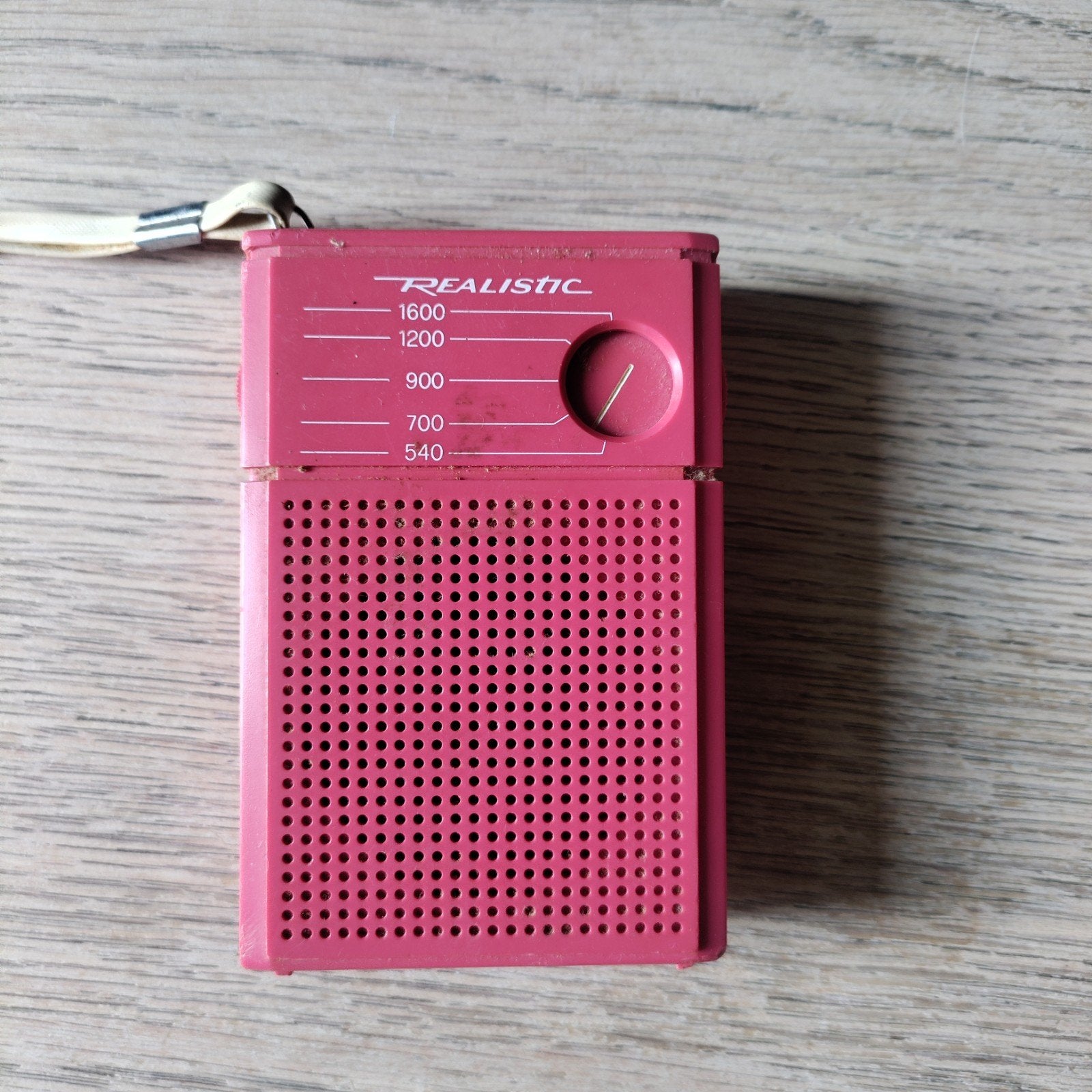 Vintage Realistic AM Transistorradio Roze, Audio, Tv en Foto, Radio's, Ophalen of Verzenden, Gebruikt, Transistorradio