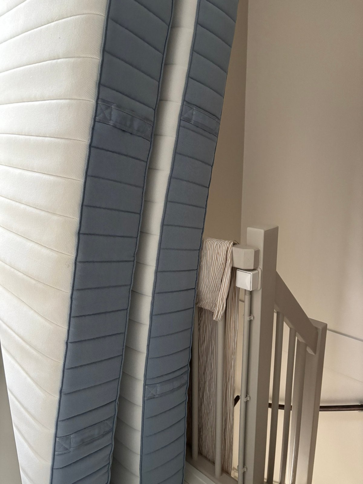 2 matrassen maat 80x200 Ikea Valevag, Ophalen, Zo goed als nieuw