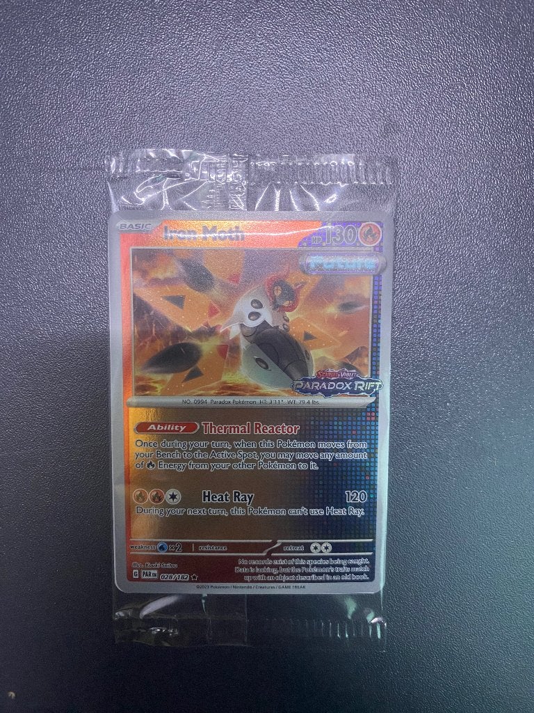 Iron Moth 028 Paradox Rift stamped, sealed, Ophalen of Verzenden, Nieuw, Losse kaart