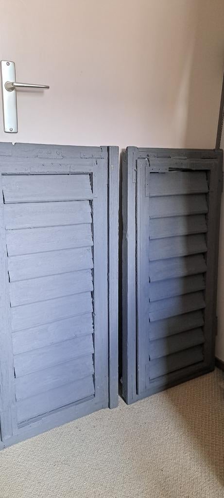 2 x oude luiken deurtjes deuren Louvre deuren shutters, Ophalen, Gebruikt