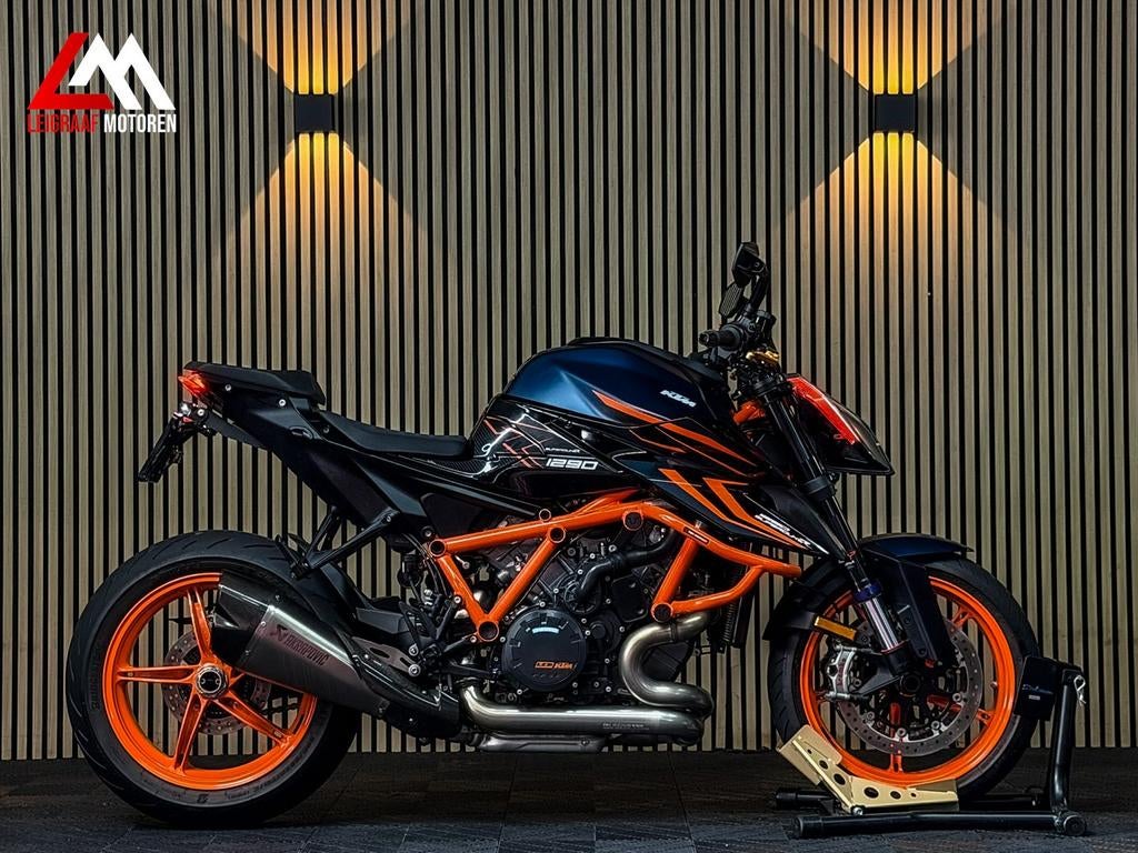 KTM 1290 SUPER DUKE R EVO - Akrapovic - Vol opties -Techpack, 2 cilinders, KTM, Bedrijf, Meer dan 35 kW