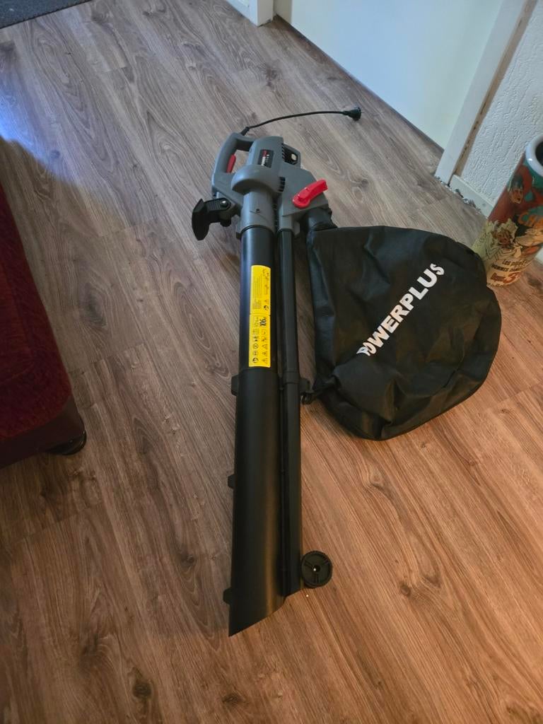 Powerplus Bladblazer met Zuig- en Versnipperfunctie, Tuin en Terras, Ophalen, Gebruikt, Powerplus, Elektrisch