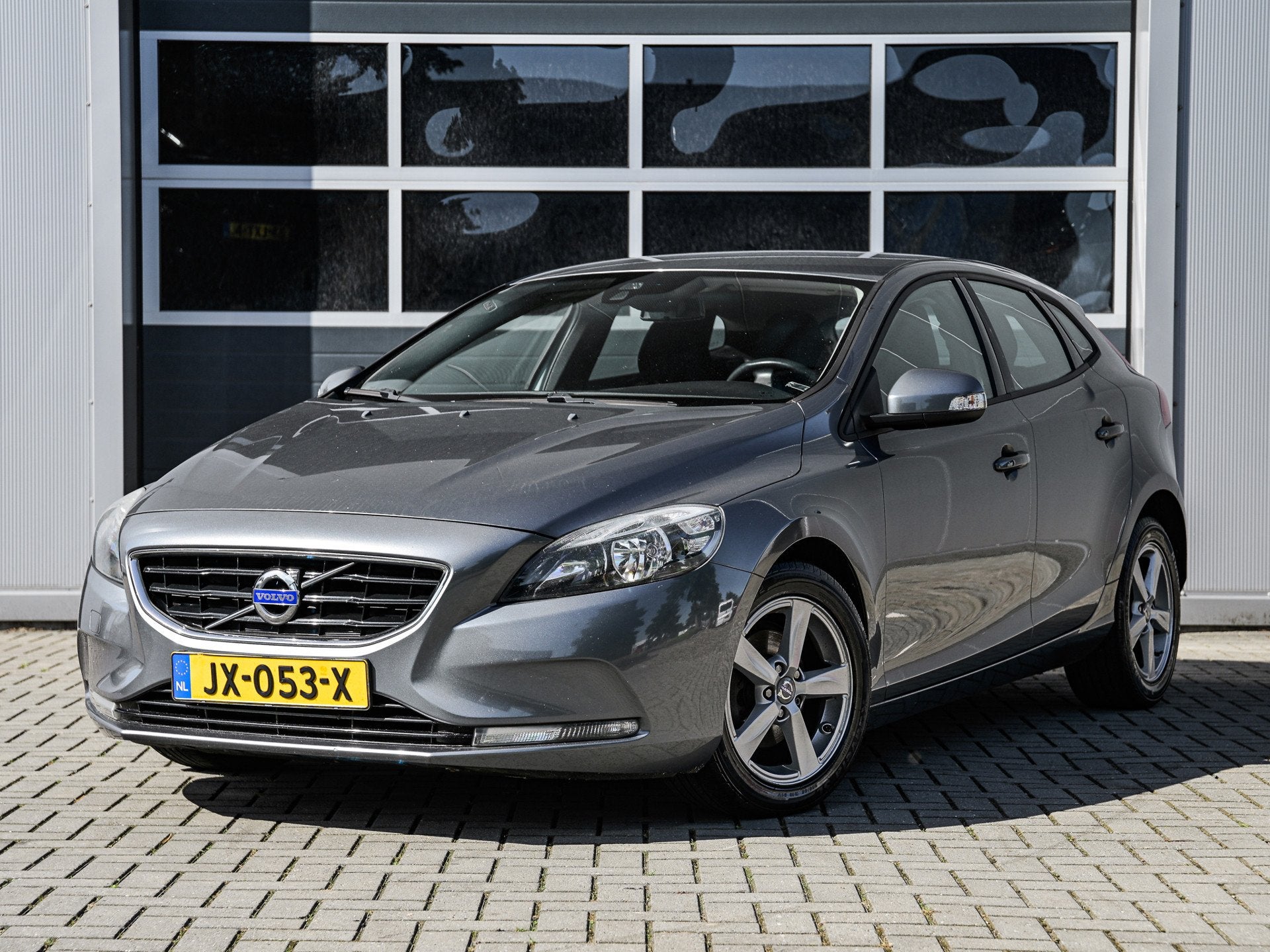 Volvo V40 1.6 D2 Momentum | Navi | Climate control | Cruise, Auto's, Volvo, Voorwielaandrijving, Euro 5, Stof, Gebruikt