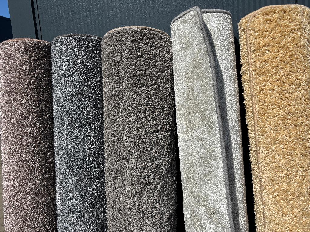 vloerkleeden 200 x 300 cm van €149-, voor €75-,, Vloerkleden xl, Ophalen of Verzenden, 200 cm of meer, Gronausestraat 325 7585 PB Glane