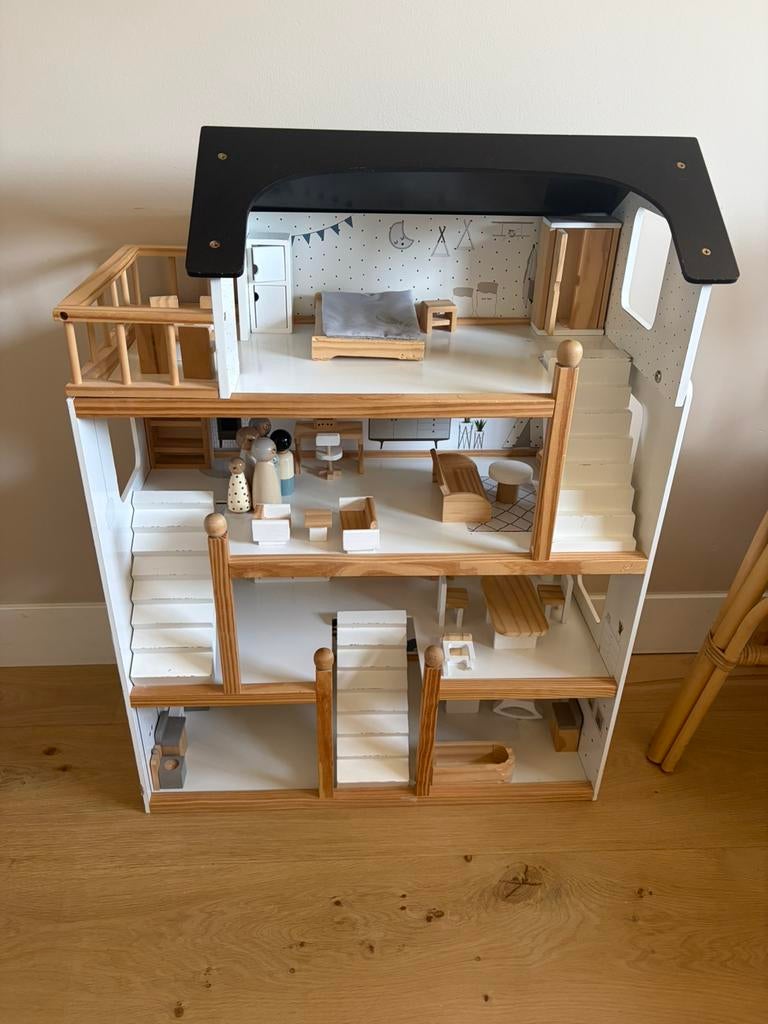 Poppenhuis Petite Amélie, Ophalen, Gebruikt, Poppenhuis