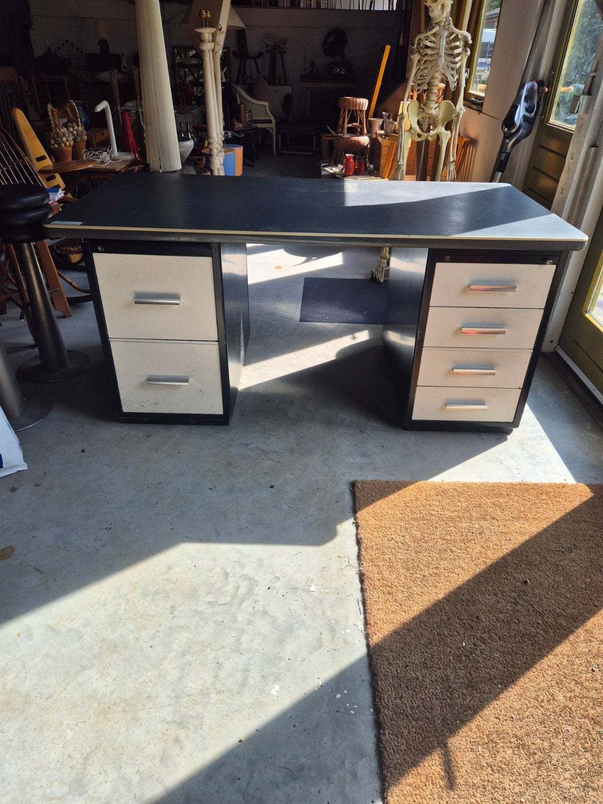vintage stalen gispen bureau, Gebruikt, Onbekend, Ophalen of Verzenden, Onbekend
