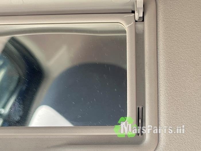 Zonneklep van een Peugeot 107, Auto-onderdelen, Gebruikt, -, -, Ophalen of Verzenden