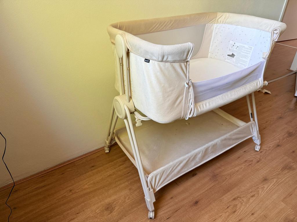 Puck co-sleeper/wiegje - verstelbaar en comfortabel, Ophalen, Zo goed als nieuw, Wieg