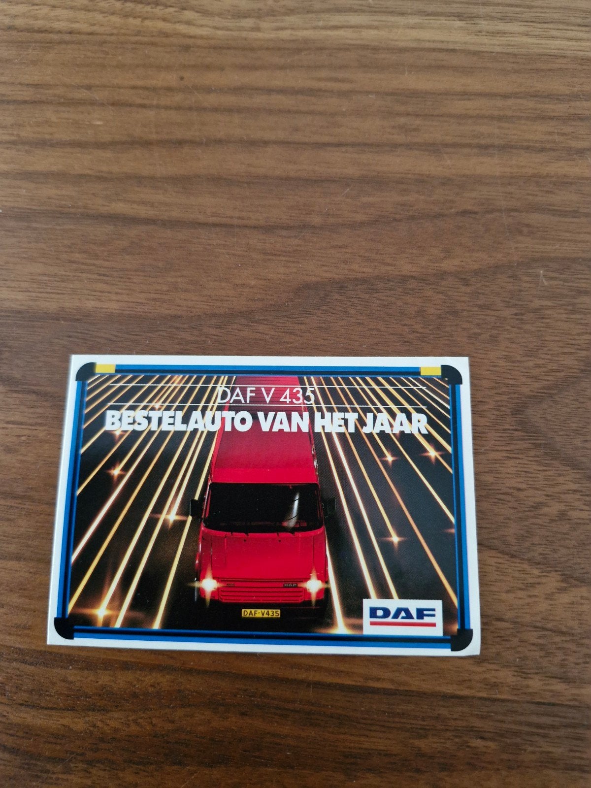 093 Vintage DAF V 435 Bestelauto van het Jaar Sticker, Ophalen of Verzenden, Zo goed als nieuw, Merk