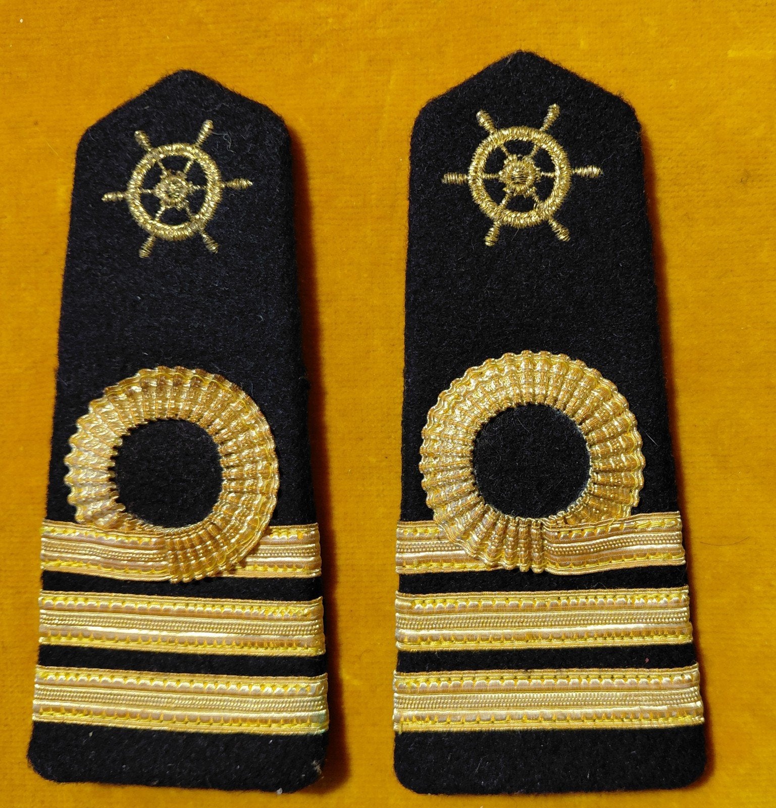 (138) Epauletten voor Kapitein - Marine/Koopvaardij, Verzamelen, Scheepvaart, Ophalen of Verzenden, Zo goed als nieuw, Motorboot of Zeilboot