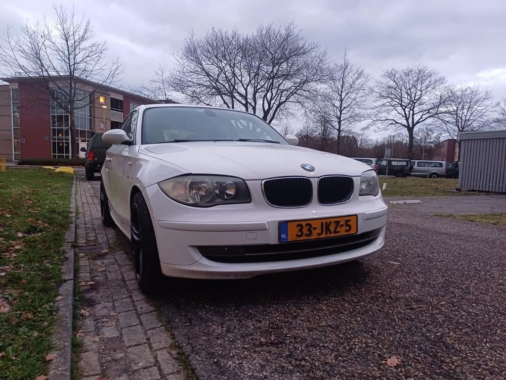 BMW 116i Business Line, Ophalen