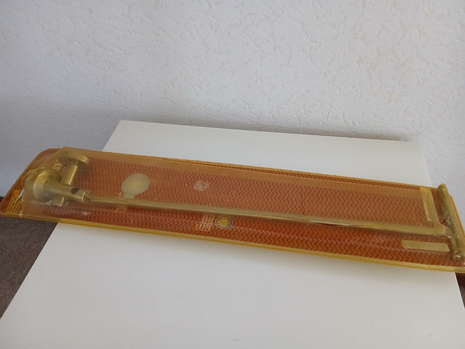 Handdoekstang nieuw, Huis en Inrichting, Badkamer | Badtextiel en Accessoires, Ophalen, Nieuw, Zilver