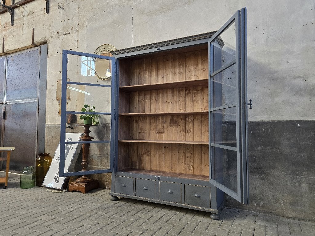 Vintage Houten Vitrinekast Blauw Grijs Grote Vitrine Kast 3