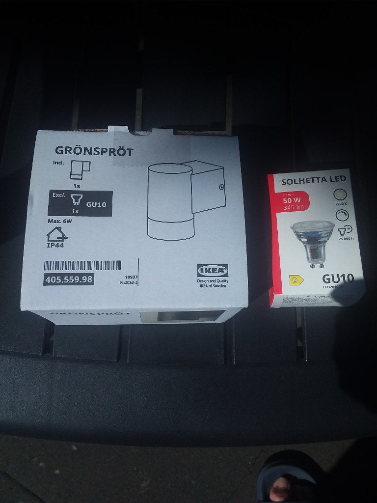IKEA GRÖNSPRÖT Wandlamp met SOLHETTA LED GU10 lamp, Tuin en Terras, Ophalen, Overige materialen, Minder dan 50 watt, Wandlamp