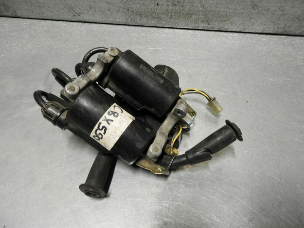 CBX550F 1982 - 1986 Honda Bobijn bougiekop D1-44019