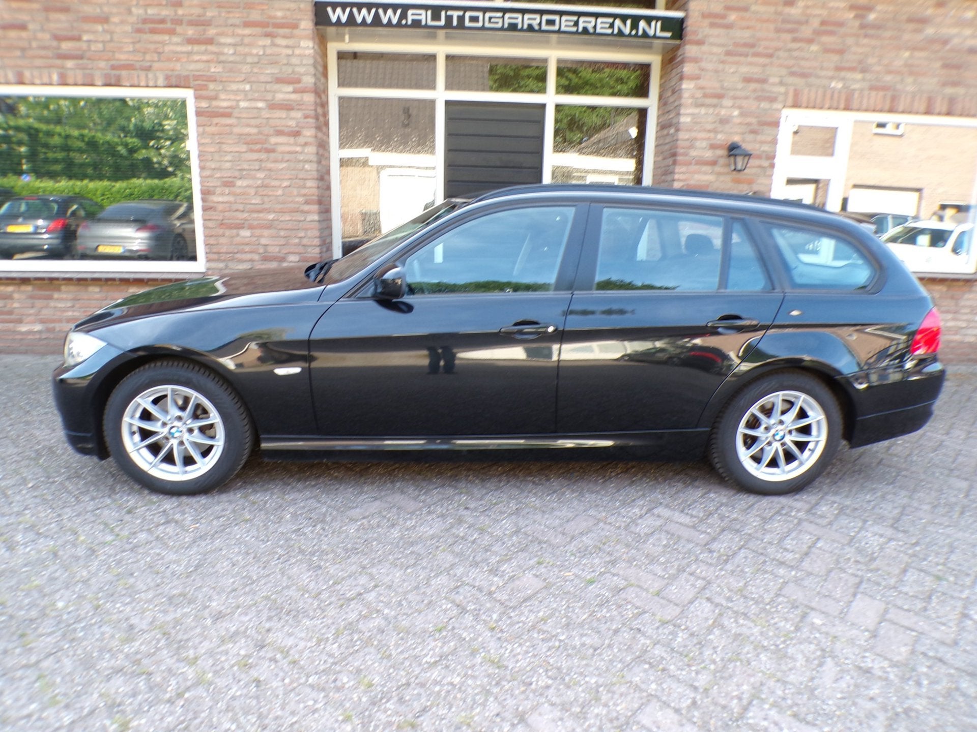 BMW 3-serie Touring 316i Business Line Navi, Auto's, Gebruikt, 4 cilinders, Parkeersensor, Origineel Nederlands