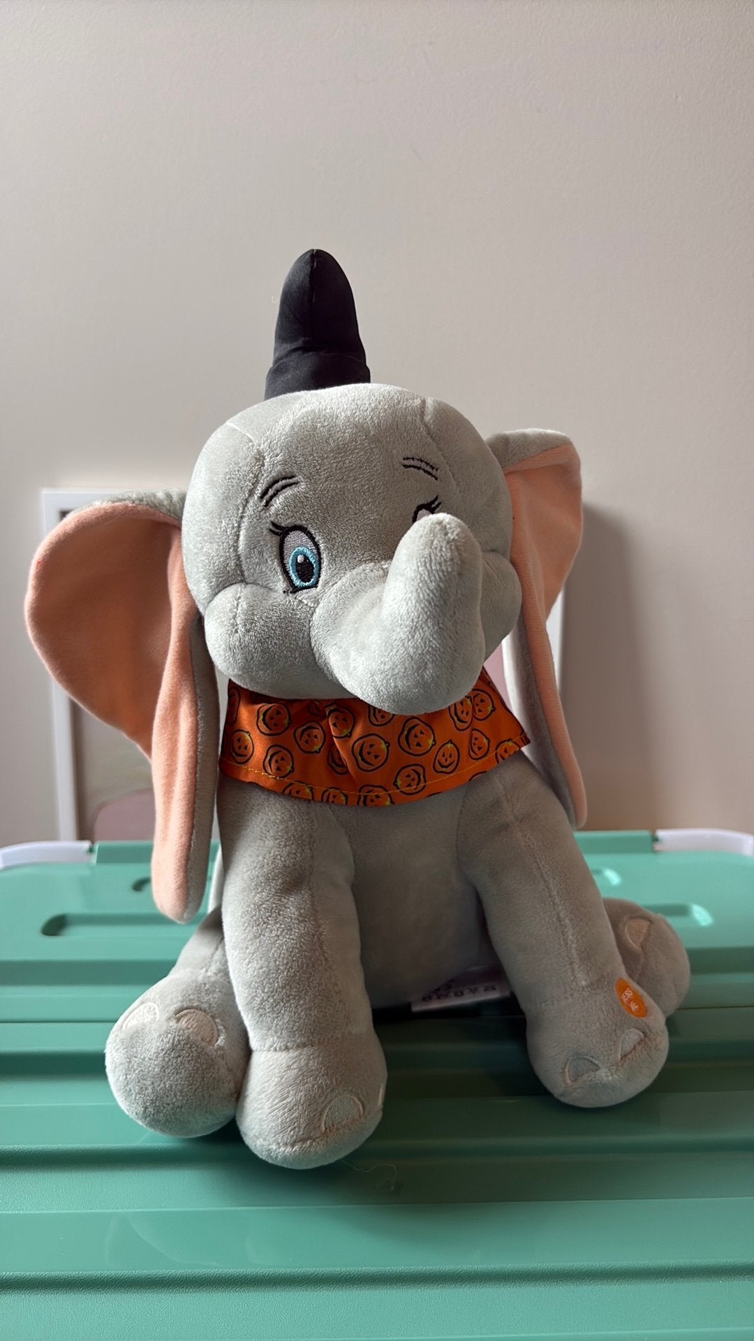 Halloween Dombo knuffel, Ophalen of Verzenden, Zo goed als nieuw, Overige typen