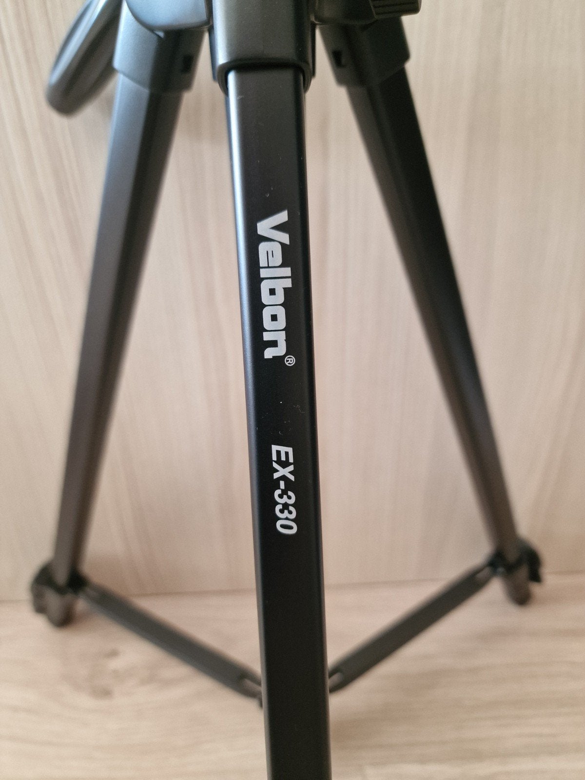 Velbon EX-330 Statief met Balhoofd en Draagtas, Met balhoofd, Velbon, Zo goed als nieuw, 125 tot 150 cm