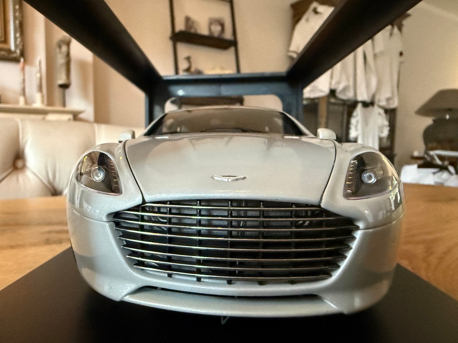 1:18 Aston Martin Rapide S Silver Fox 2015 Autoart 70258, Auto, Autoart, Ophalen of Verzenden, Zo goed als nieuw