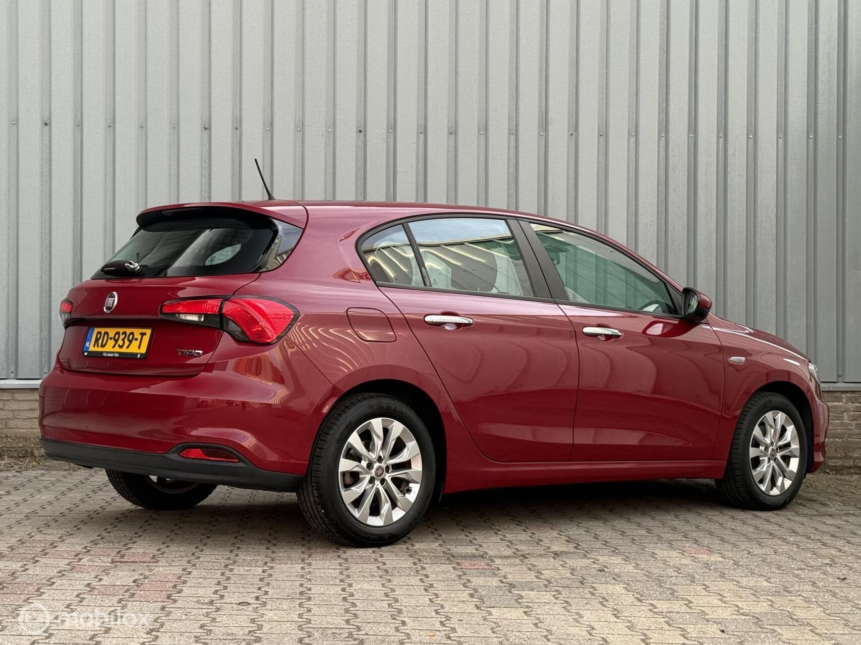 Fiat Tipo 1.4 Popstar NAP | Airco | Cruise | 6-Bak | LMV, Auto's, Fiat, Voorwielaandrijving, Stof, Origineel Nederlands, Handgeschakeld