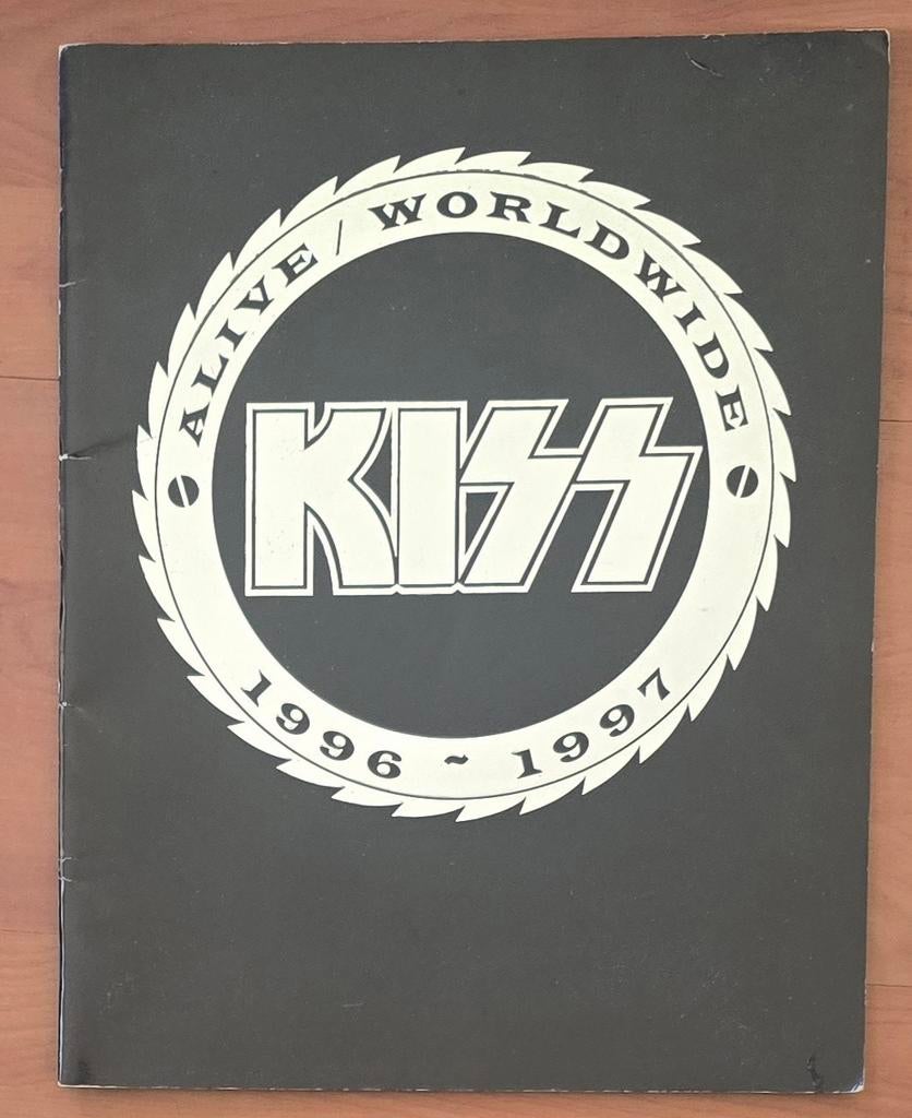 Kiss Alive Worldwide Tourbook 1996-1997, Ophalen of Verzenden, Zo goed als nieuw, Overige typen