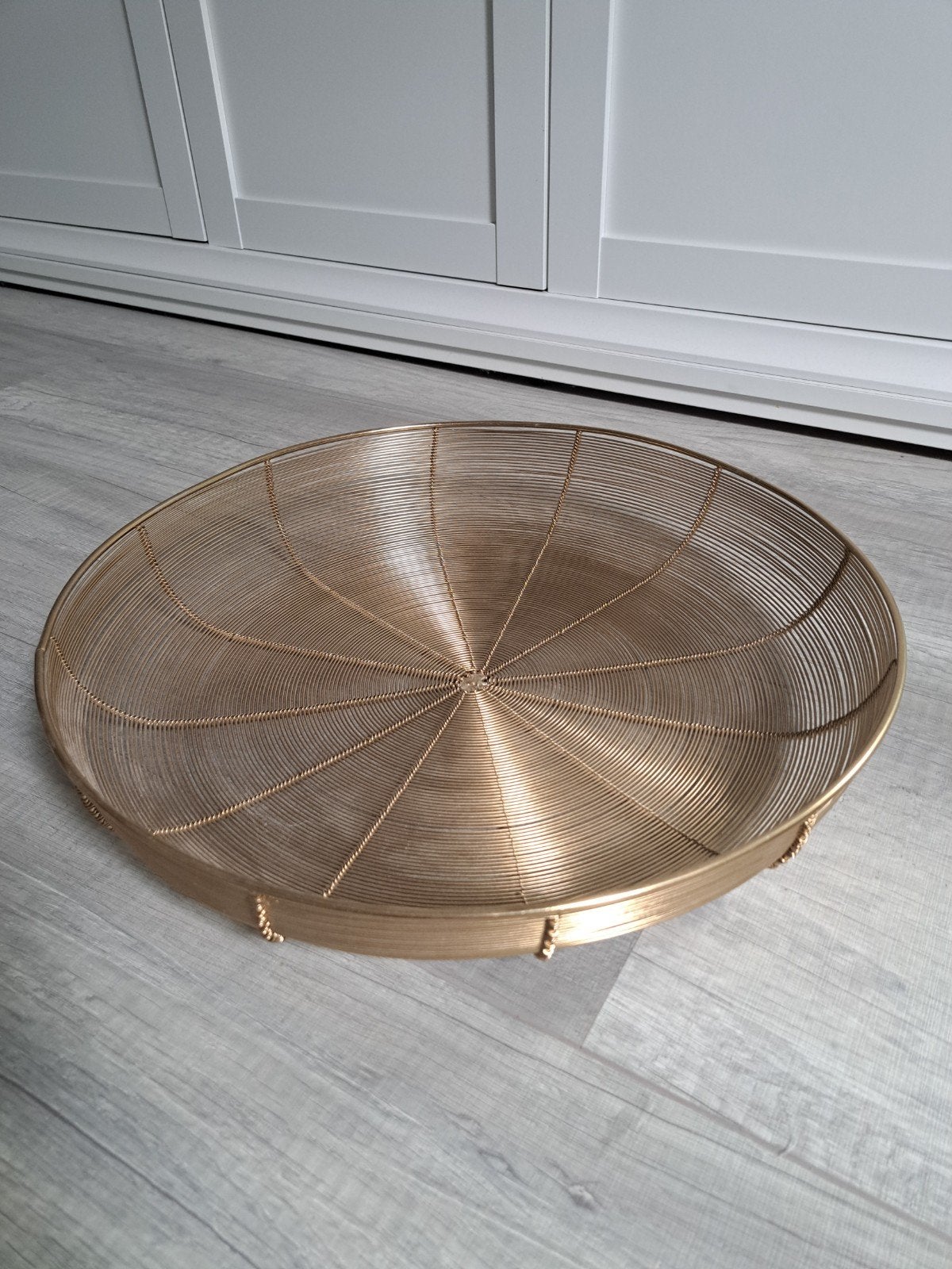 Gouden metalen schaal - decoratief en modern, Ophalen, Schaal, Rond, Zo goed als nieuw