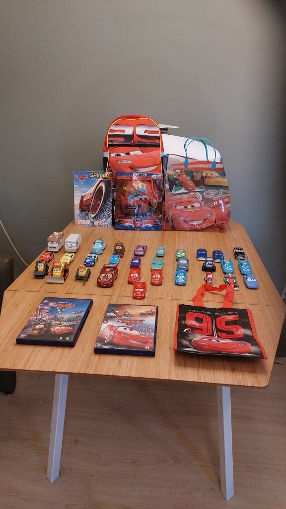 Cars van disney, Ophalen of Verzenden, Overige figuren, Gebruikt, Overige typen