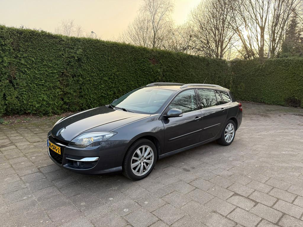 Renault Laguna Estate 1.5 dCi Dynamique, Auto's, Renault, Bedrijf, Te koop, Laguna, ABS, Airbags, Airconditioning, Bluetooth, Boordcomputer