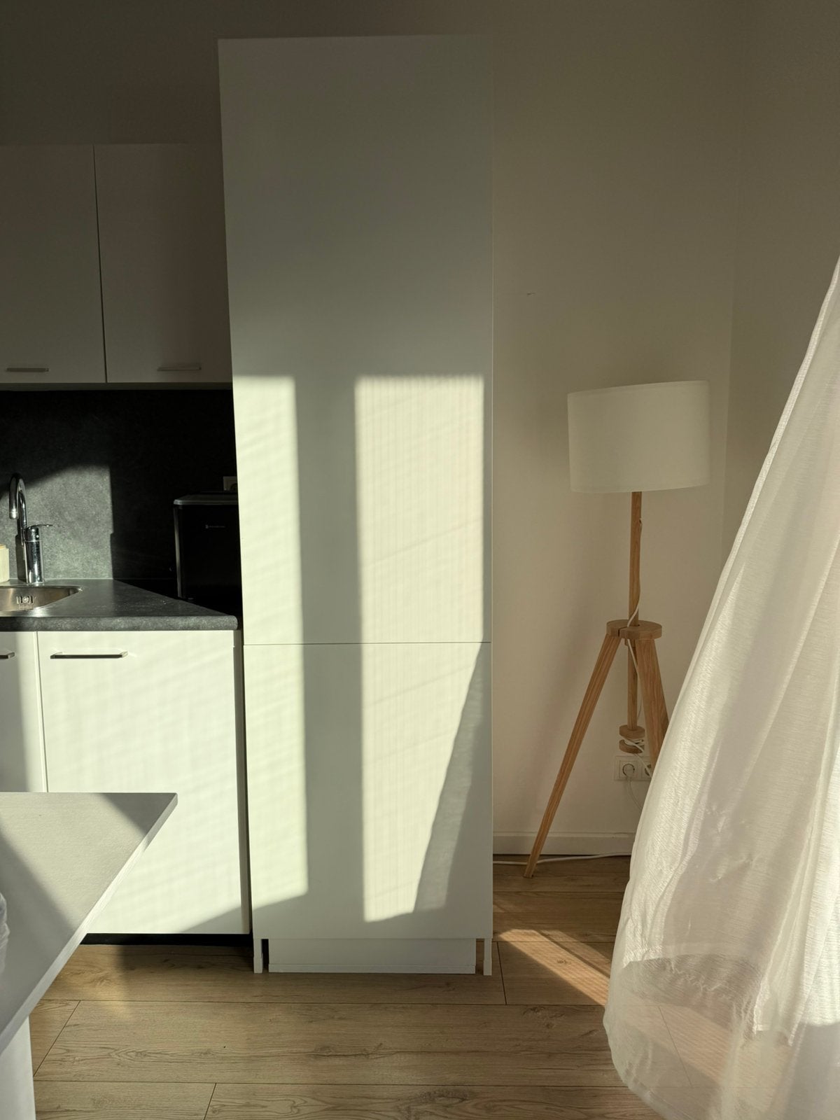 Kast, Ophalen of Verzenden, Zo goed als nieuw, Laminaat