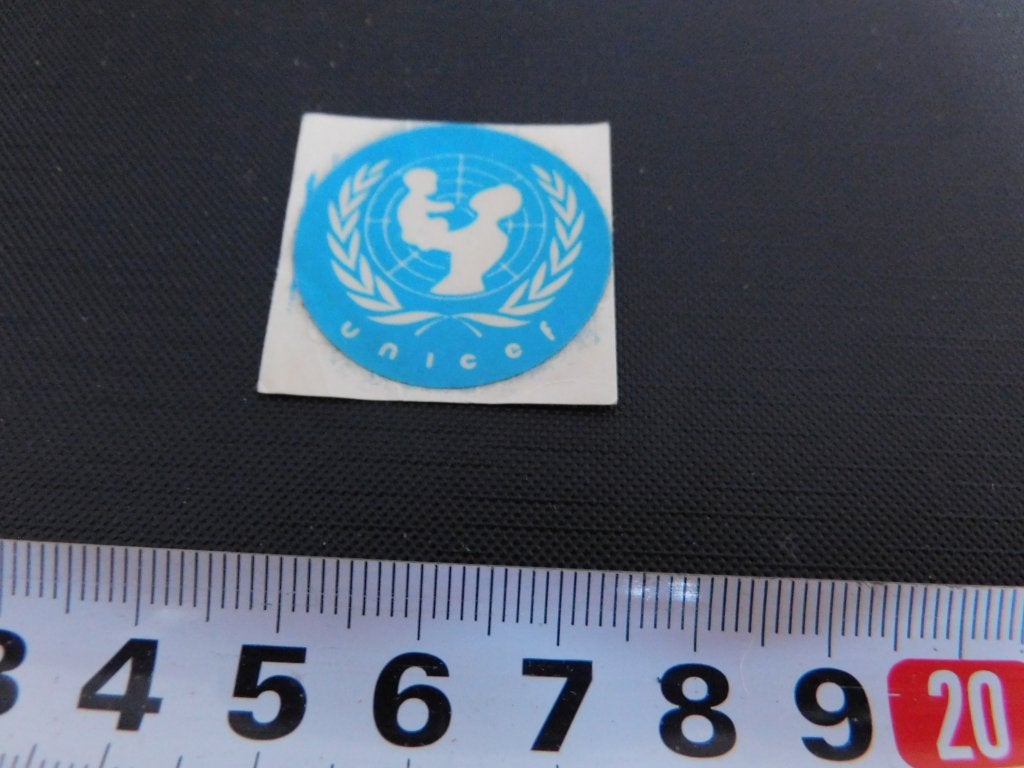 sticker UNICEF logo klein, Verzamelen, Stickers, Zo goed als nieuw, Ophalen