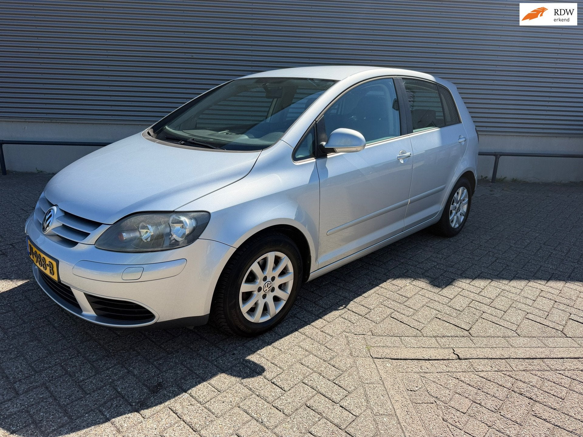 Volkswagen Golf 1.6 FSI Turijn, Stof, Gebruikt, Zwart, 4 cilinders