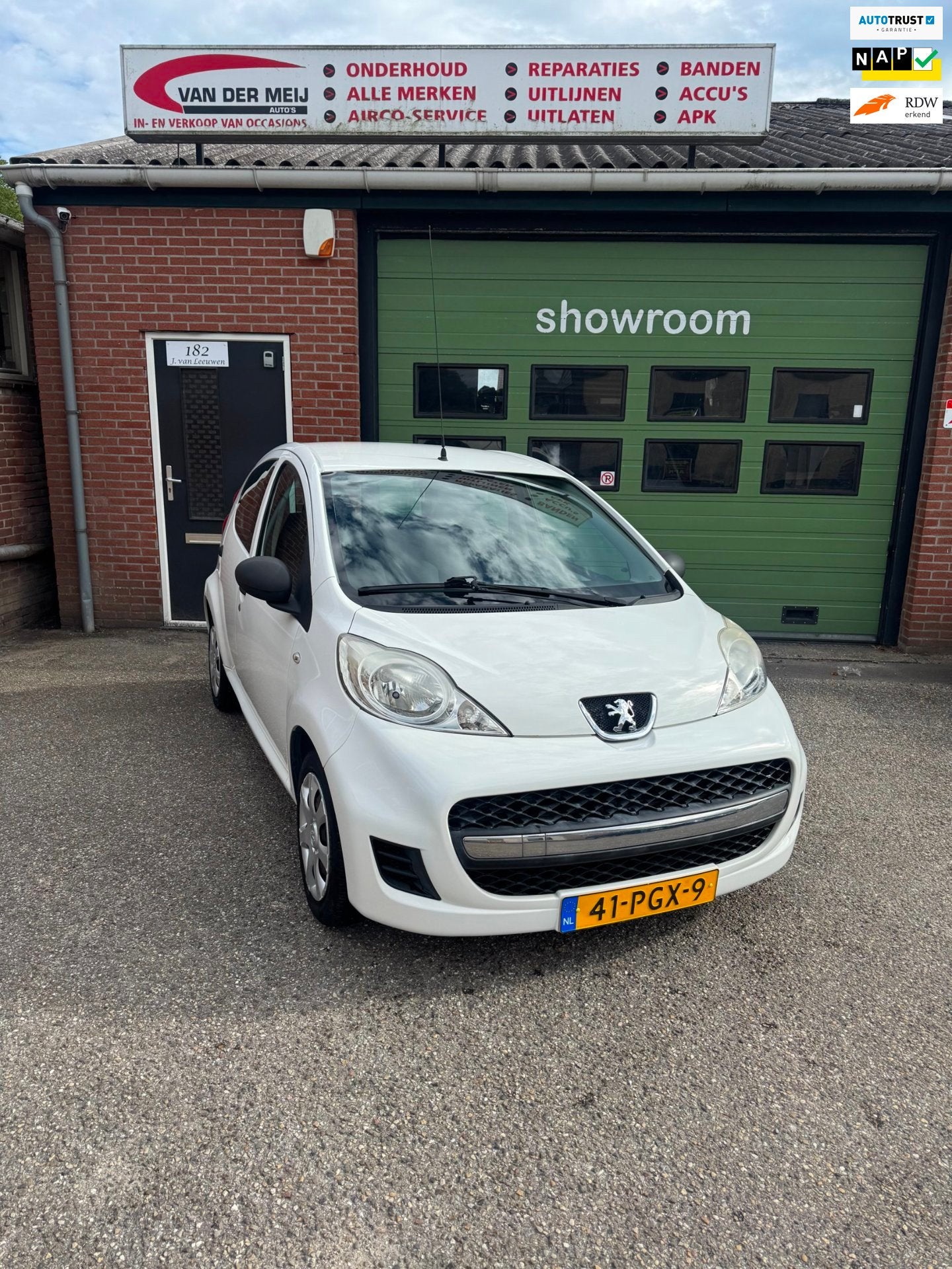 Peugeot 107 1.0-12V Accent, Auto's, Voorwielaandrijving, Euro 5, Gebruikt, 4 stoelen