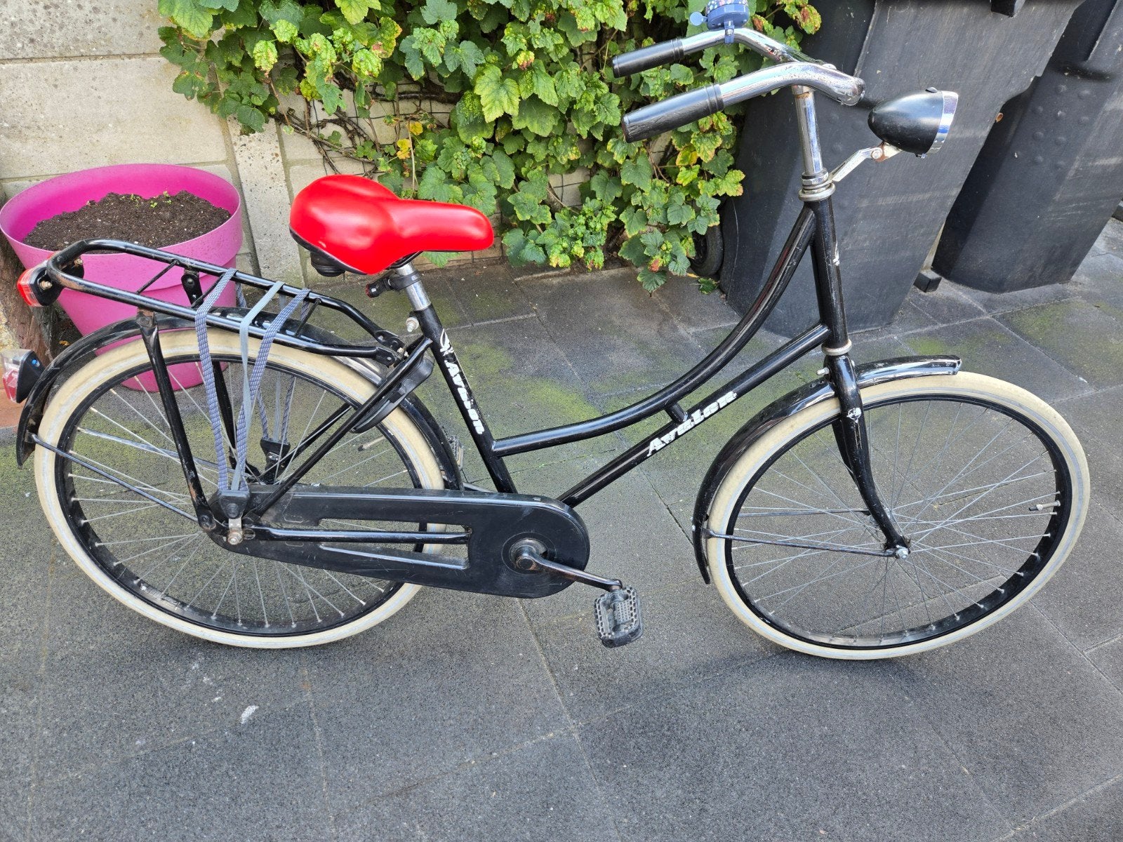 Avalon Omafiets 24 inch - Zwart met Rood Zadel, Fietsen en Brommers, Ophalen, Terugtraprem, Gebruikt, Avalon