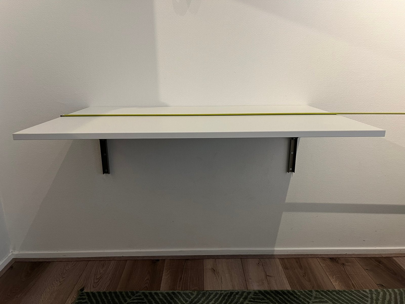 Inklapbaar bureau, Huis en Inrichting, Bureaus, Ophalen, Spaanplaat of MDF, Zo goed als nieuw, 60 cm