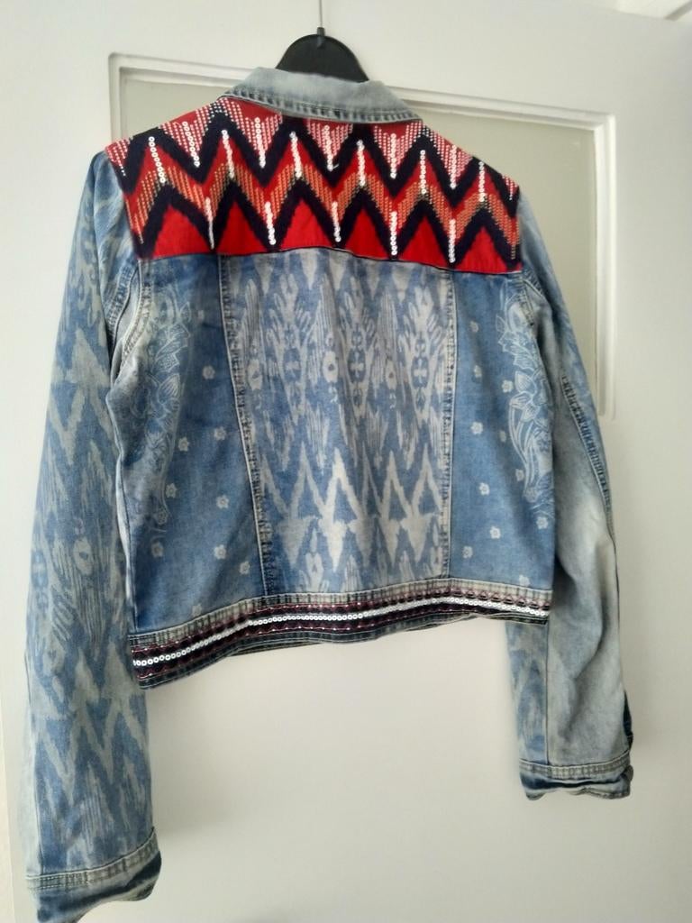 Leuke spijkerjas, Ophalen of Verzenden, Zo goed als nieuw, Maat 38/40 (M), Blauw