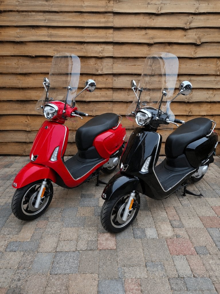 2x Kymco New Like in nieuwstaat!, Fietsen en Brommers, Scooters | Kymco, Ophalen, 49 cc, Zo goed als nieuw, Like