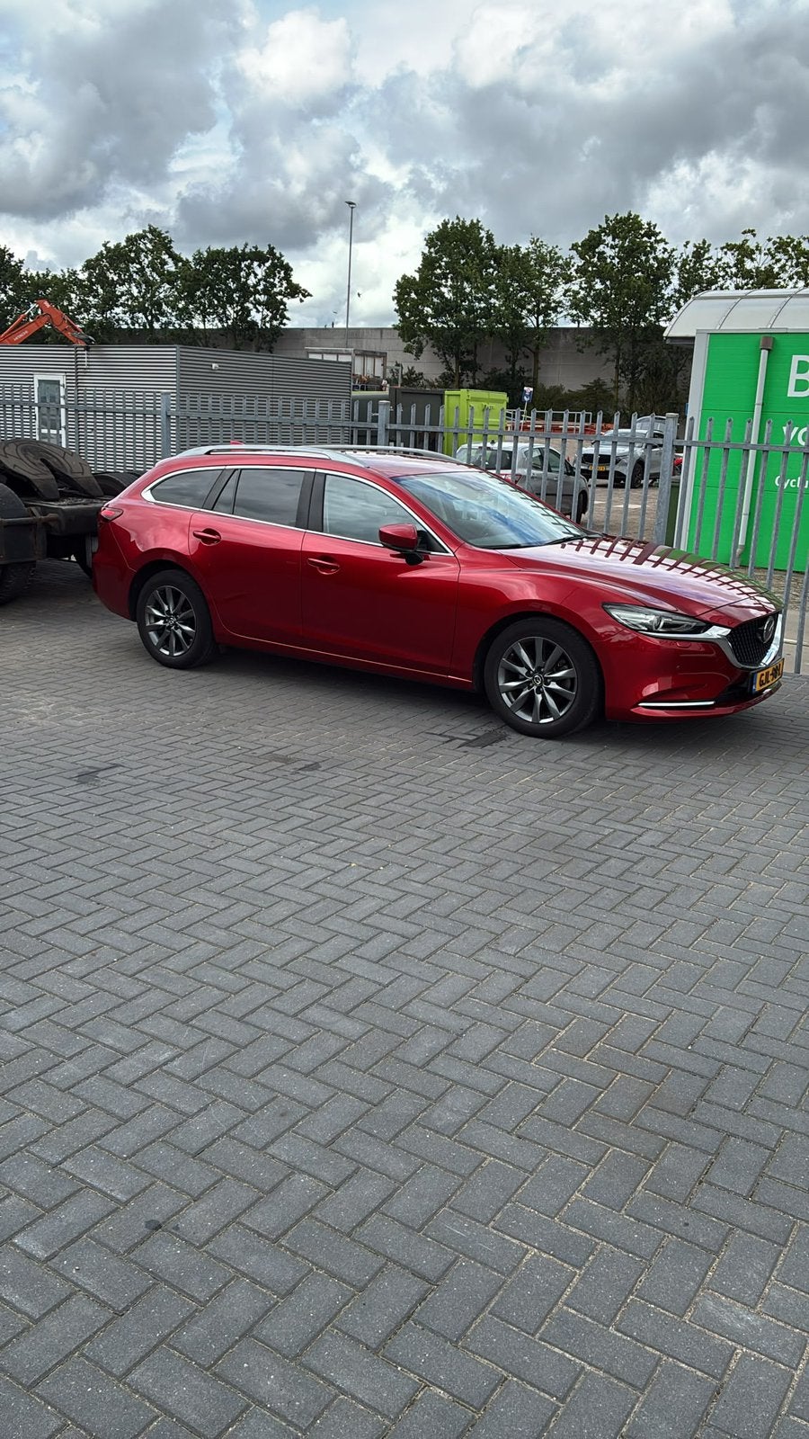 Mazda 6 sportbreak 2.0 Skyactiv-g 145pk 2019 Rood, Auto's, Voorwielaandrijving, Stof, 4 cilinders, 6 sportbreak