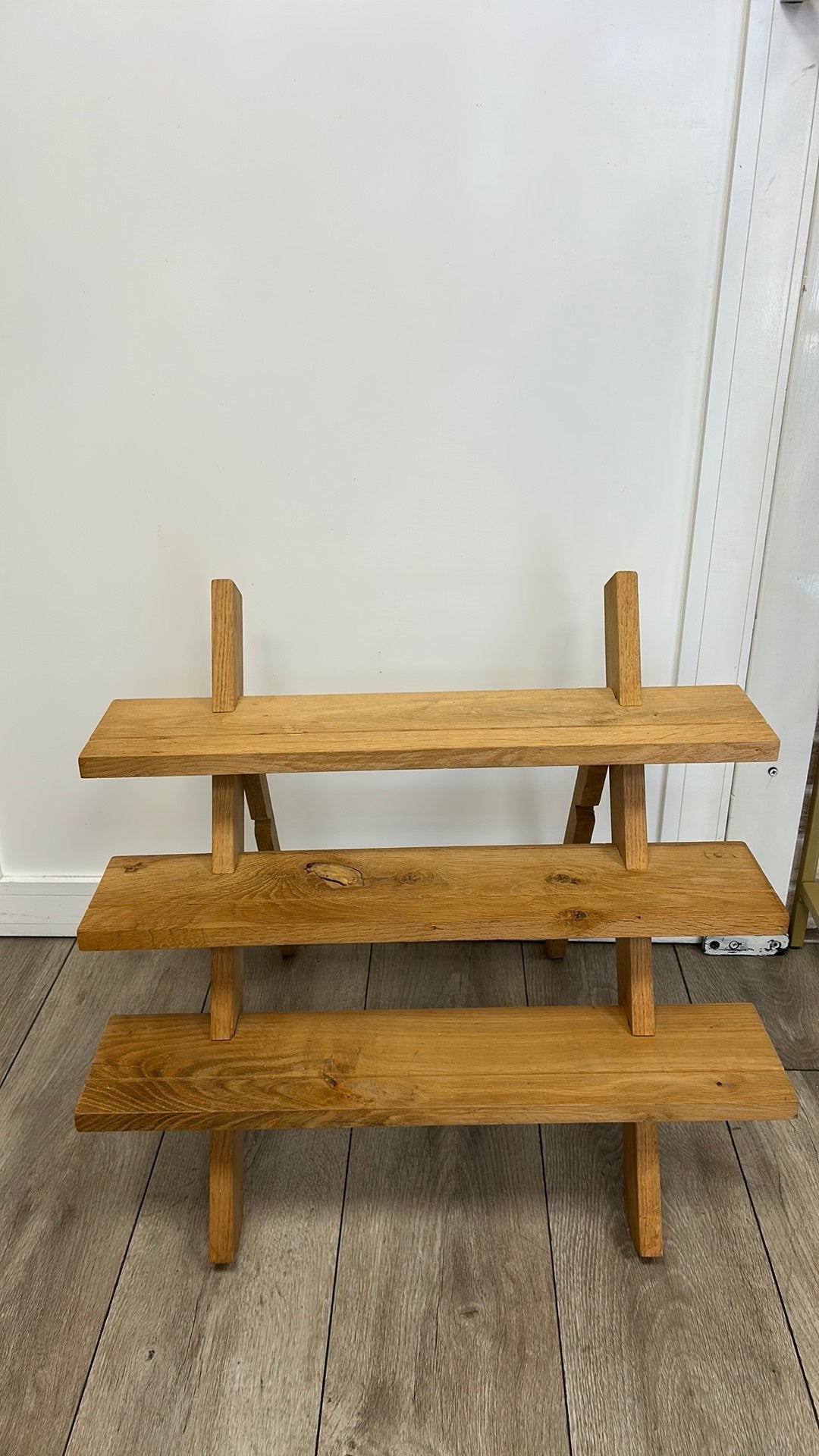 Houten display, Ophalen, Minder dan 25 mm, Zo goed als nieuw, Plank
