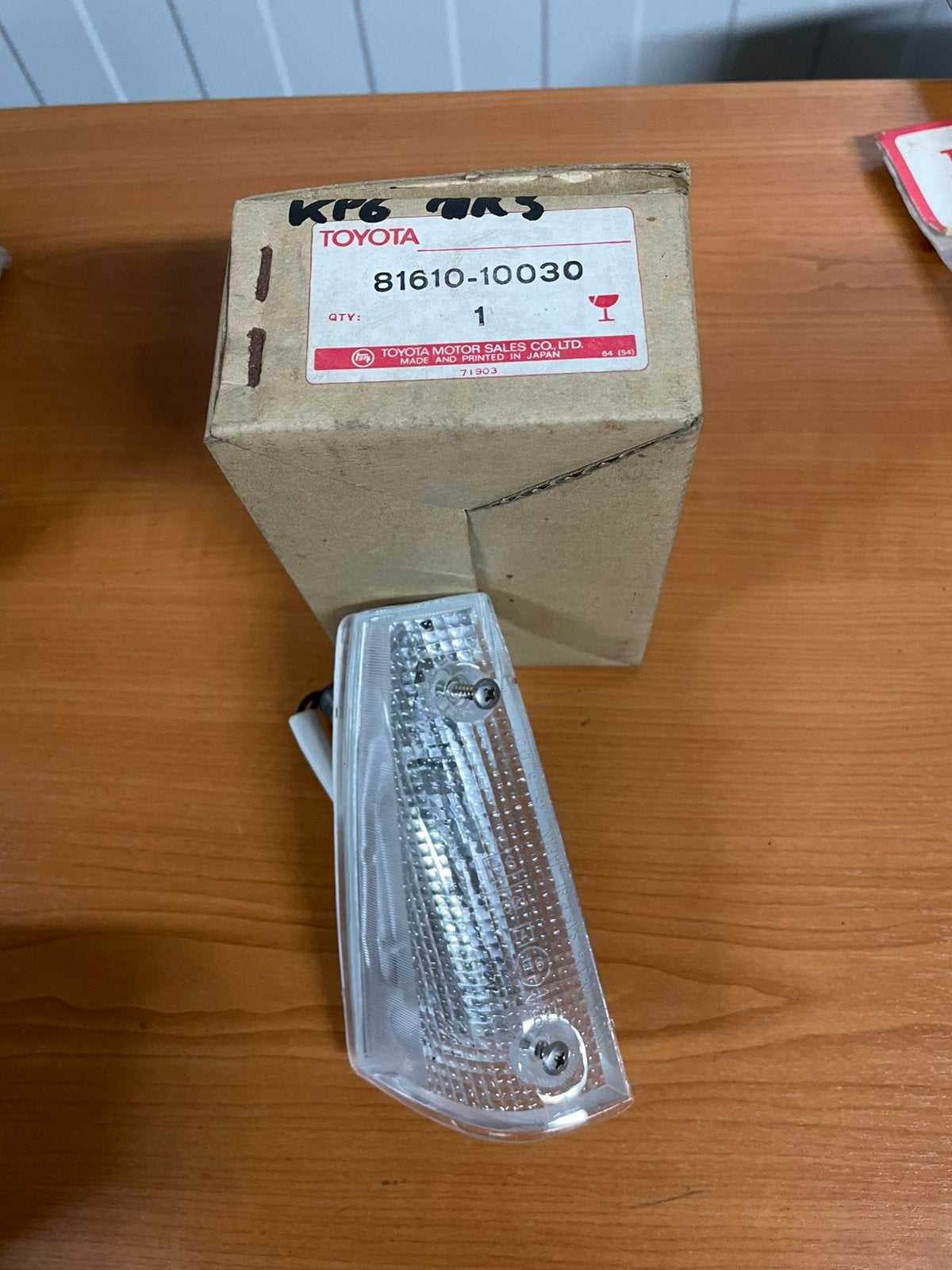 Toyota starlet kp6 kp61 kp62 mk3 stadslamp nieuw 81610-10030, Ophalen of Verzenden
