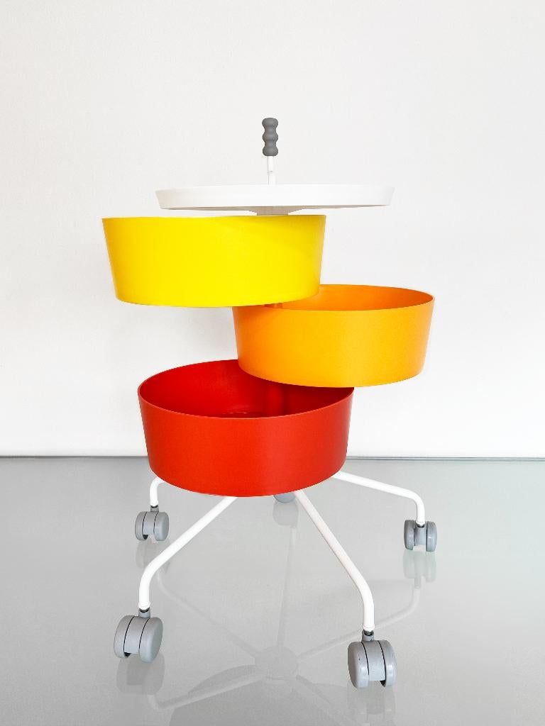 Vintage IKEA Klyftig kleurrijke trolley bijzettafel, Huis en Inrichting, Tafels | Bijzettafels, Minder dan 55 cm, Rond, Ophalen of Verzenden