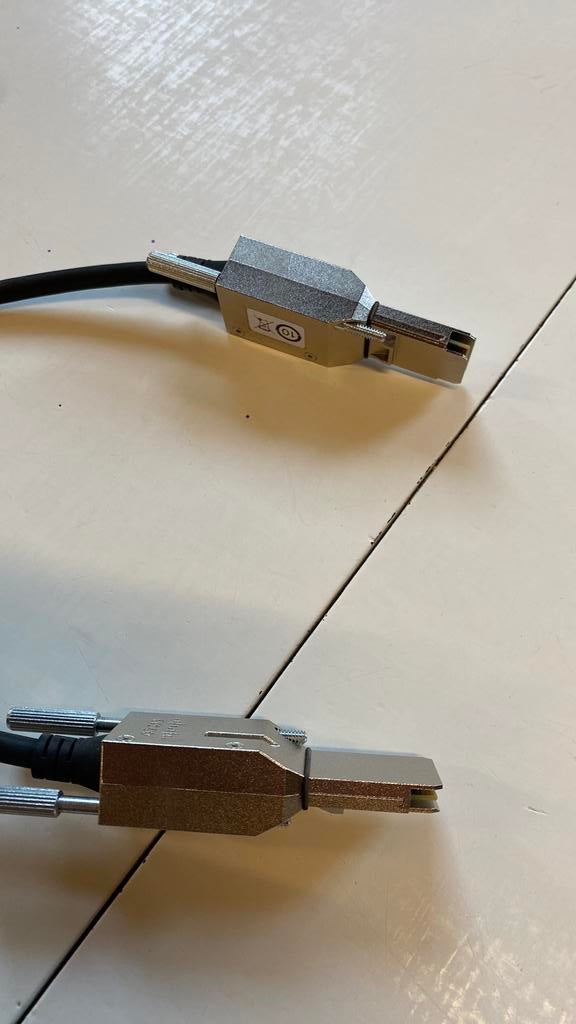 Partij van 15 cisco stack kabel t4 50cm v01, Computers en Software, Pc- en Netwerkkabels, Ophalen, Nieuw