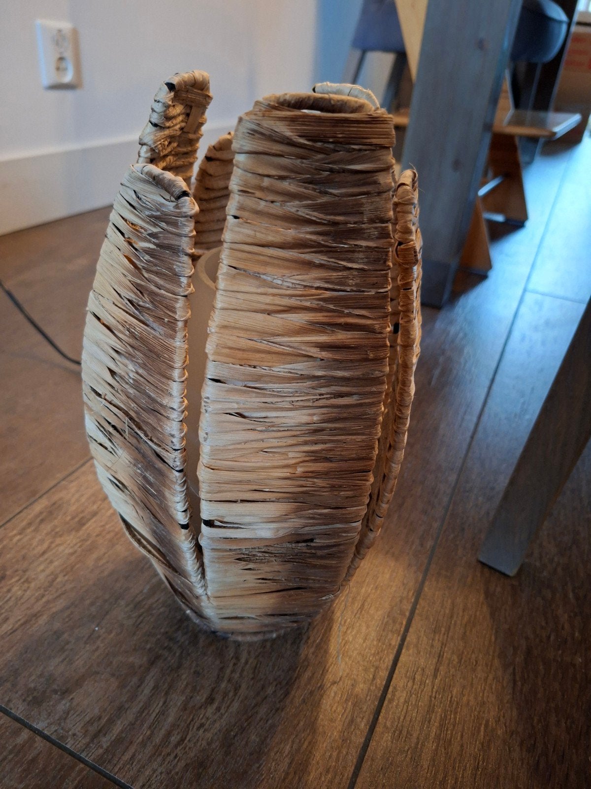 Tafel lamp, Ophalen