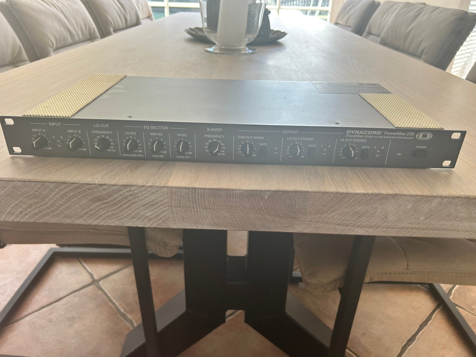 Te koop: Dynacord powermax 230 Crossover, Muziek en Instrumenten, Versterkers | Keyboard, Monitor en PA, Ophalen, Zo goed als nieuw