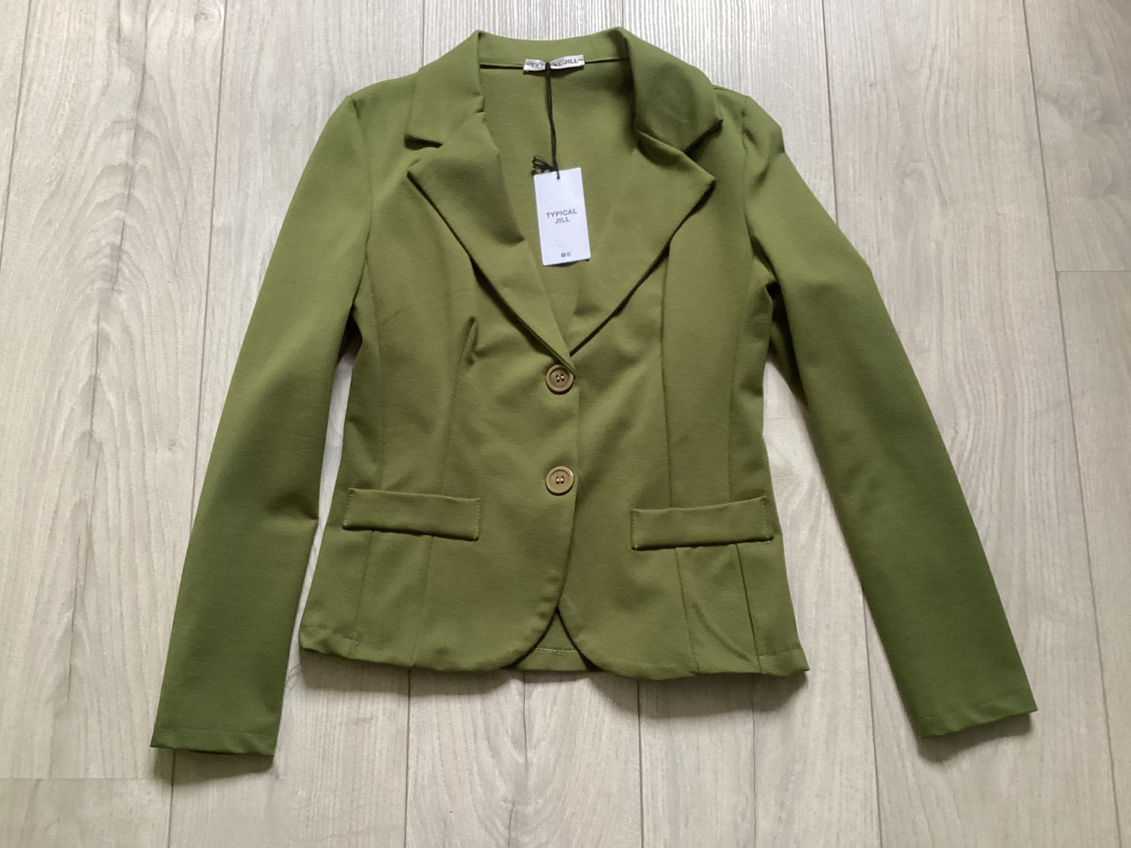 NIEUWE Typical Jill blazer maat L, valt als een maat S, Maat 42/44 (L), Nieuw, Ophalen of Verzenden, Jasje