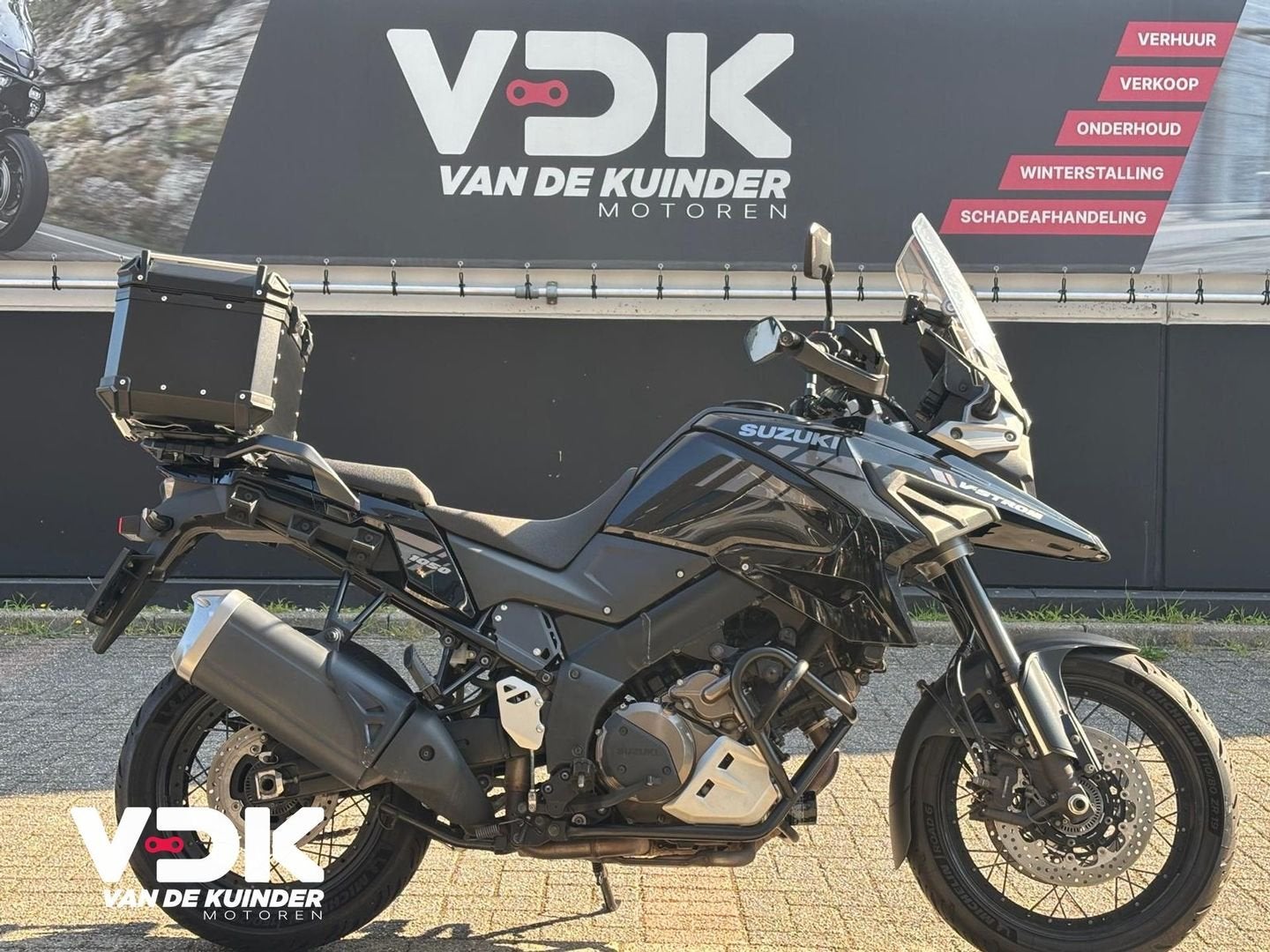 SUZUKI V-STROM 1050 XT (bj 2020), Motoren, Motorrijbewijs A, Bedrijf, Onbekend, Meer dan 35 kW