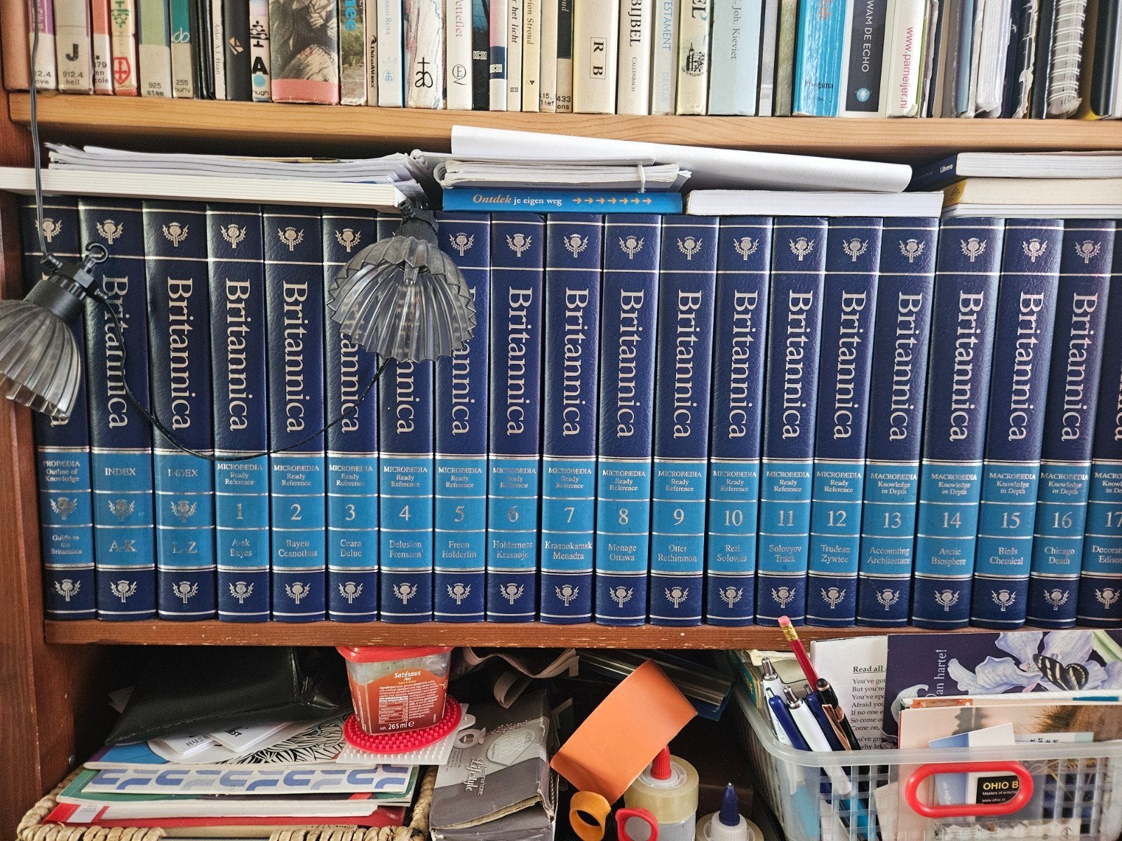 Encyclopedie Britannica A-Z van 1992 + Jaarboeken (38 boeken, Boeken, Encyclopedieën, Ophalen, Zo goed als nieuw, Algemeen